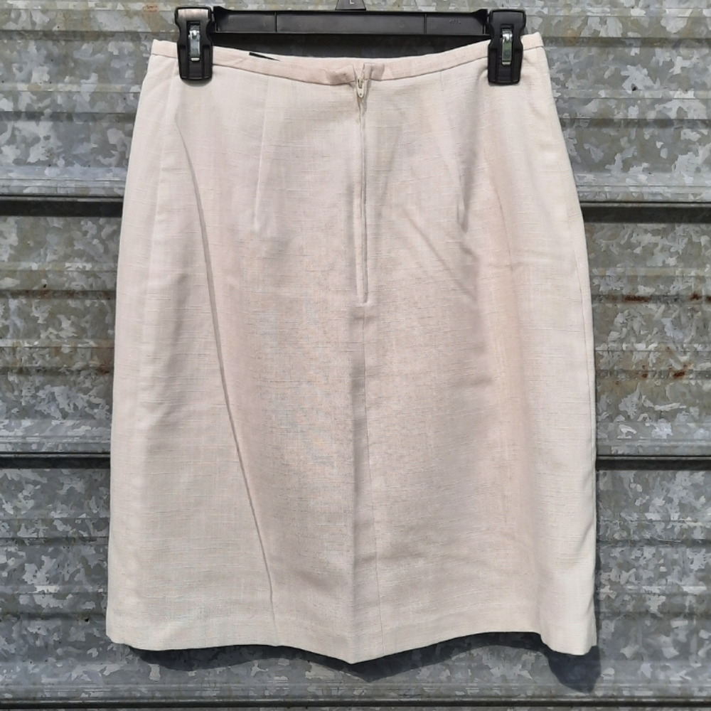 VINTAGE White Linen High Waisted Pleated Pencil Skirt - Picture 11 of 14